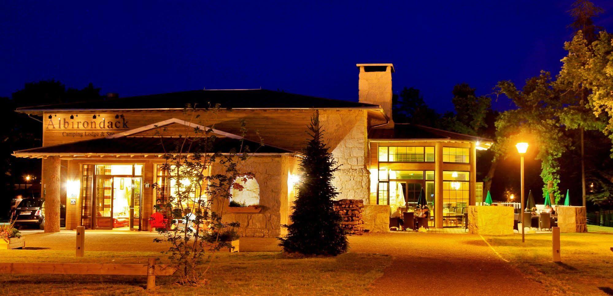 Albirondack Camping Lodge & Spa Экстерьер фото