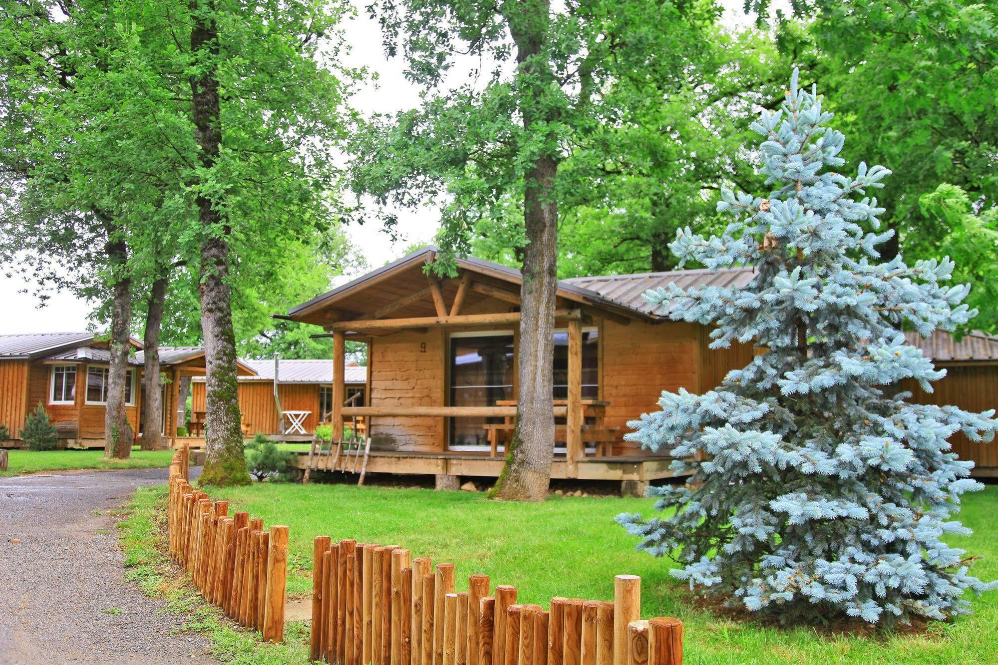 Albirondack Camping Lodge & Spa Экстерьер фото